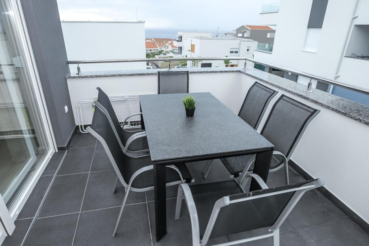 Apartments Tomana Novalja Exterior photo